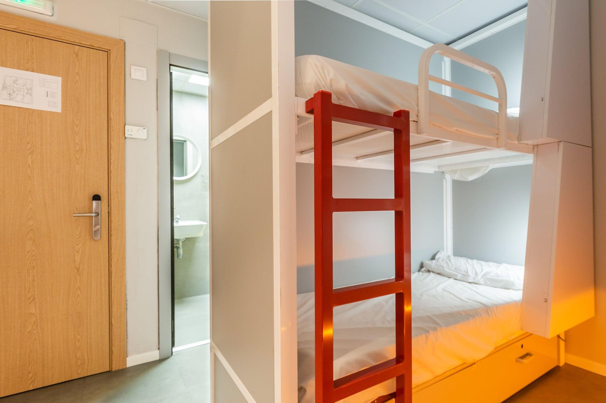 Sun & Moon Hostel Barcelona Ngoại thất bức ảnh