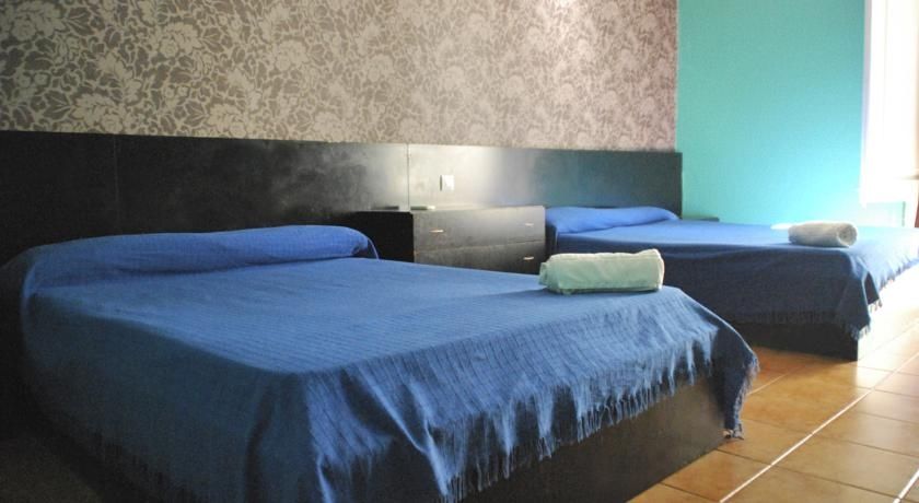 Sun & Moon Hostel Barcelona Ngoại thất bức ảnh